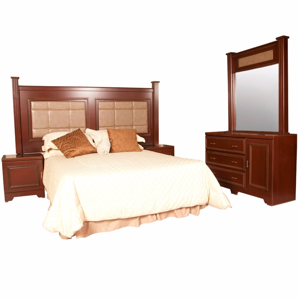 Recámara King Size Merlot 5 Piezas Estilo Clásico